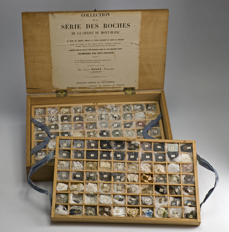 Coffret de roches de la chaine du Mont-Blanc