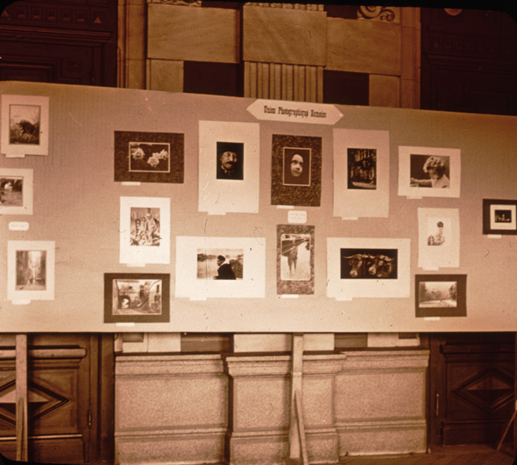Photographie de l'exposition en 1930