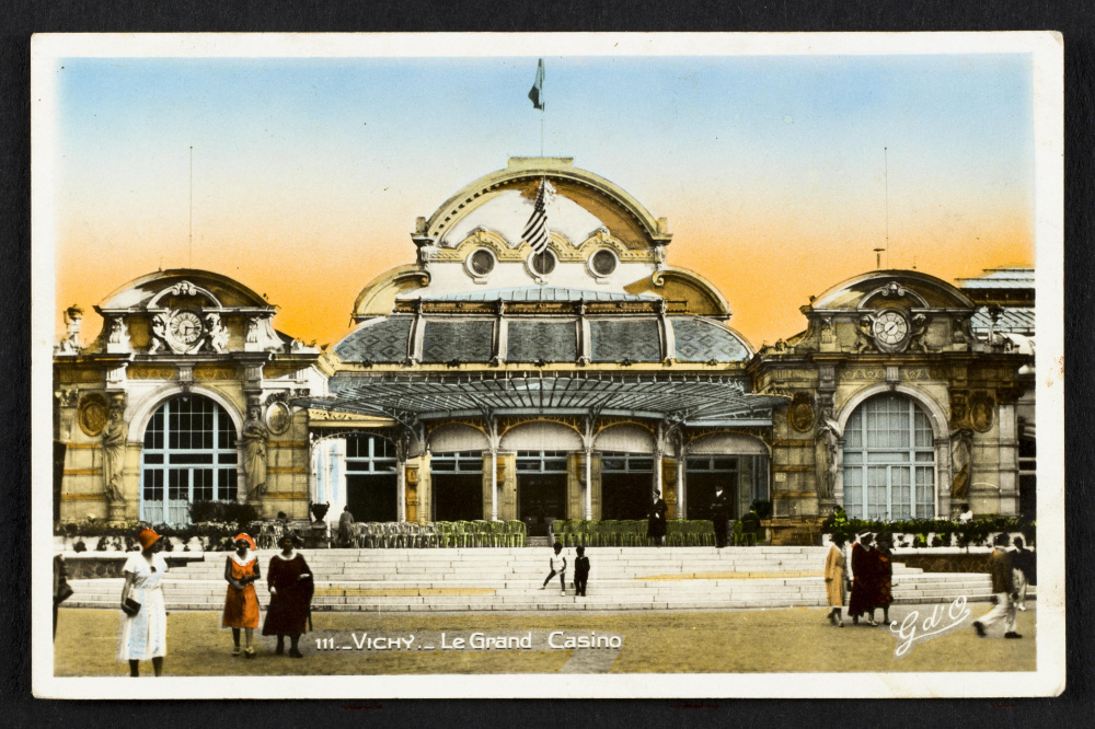 Vichy. Le grand casino, [Olliergues] (Puy-de-Dôme) : J. Gouttefangeas, [1930]. Fonds patrimoniaux de la ville de Vichy <br>